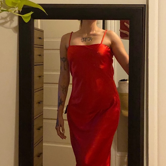 Lulus Dresses & Skirts - RED LONG DRESS